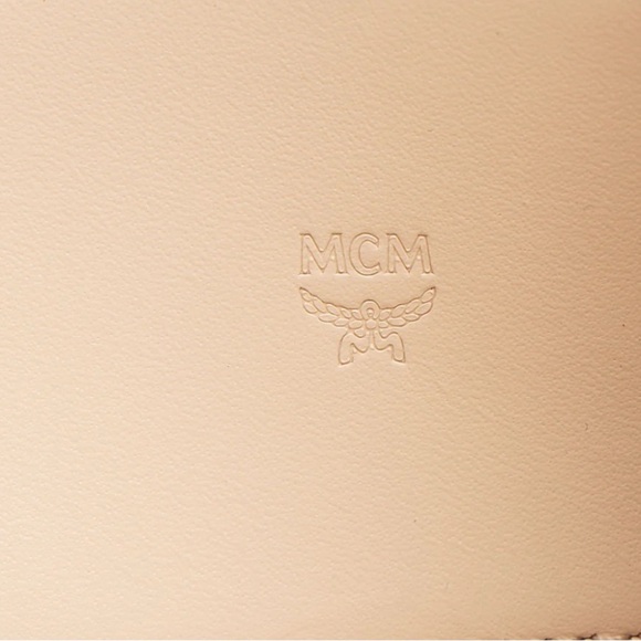 MCM White Zip Wallet Fontanellas Park Ave Milla Leather - Picture 4 of 11